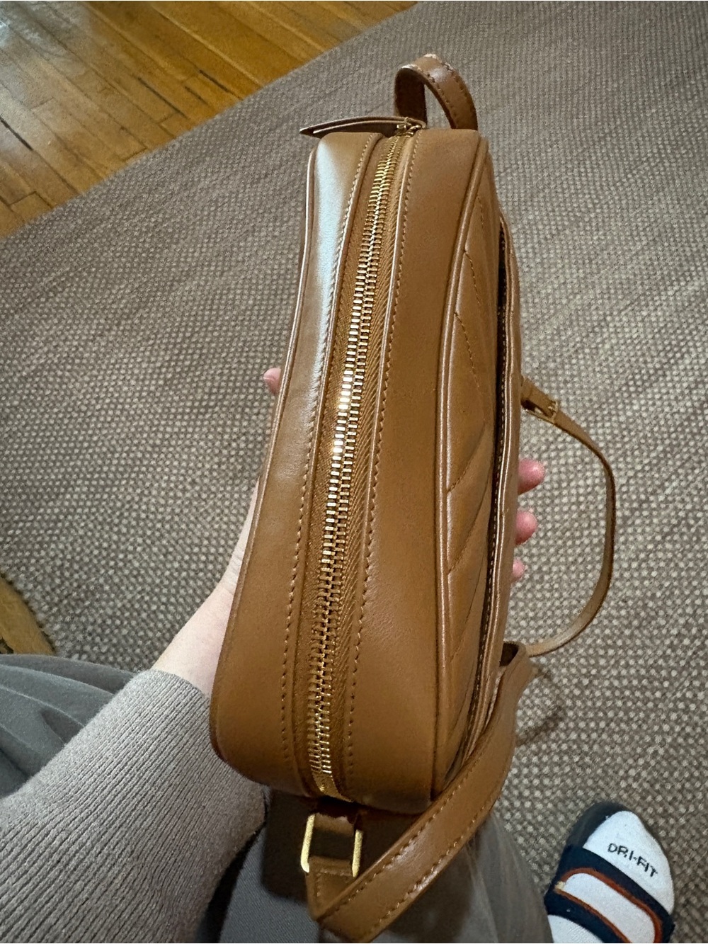 Yves Saint Laurent Chevron Quilted Leather Lou Camera Bag in Cinnamon - Picture 5 of 10